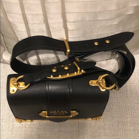 Authentic Black Prada City Saffiano Cahier Bag - Picture 2 of 8